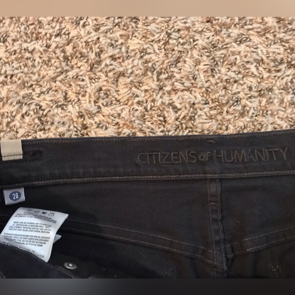 Citizens of Humanity distressed mini skirt - Picture 11 of 16